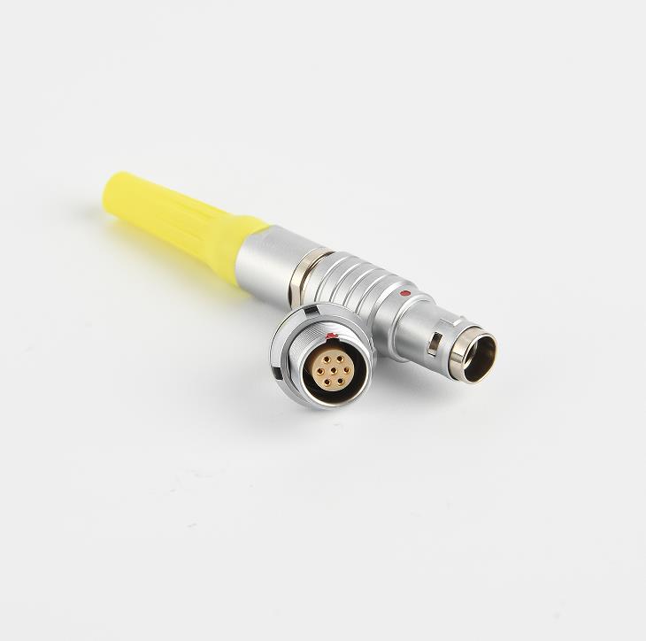 如何正確安裝和使用信號防水連接器？