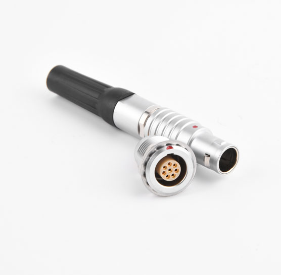 航空連接器的尾部附件要擰多緊？